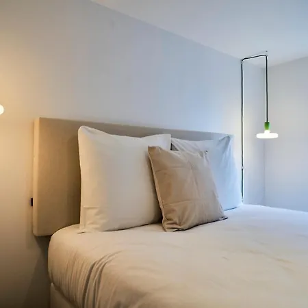 Deux & Deux Salles De Bain فيلنوف داسك