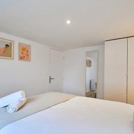 Deux & Deux Salles De Bain فيلنوف داسك